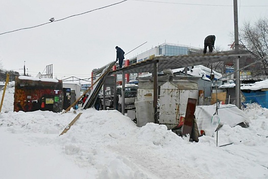 Заходят с тыла: с рынка на Авроры — Аэродромной снесли еще несколько ларьков
