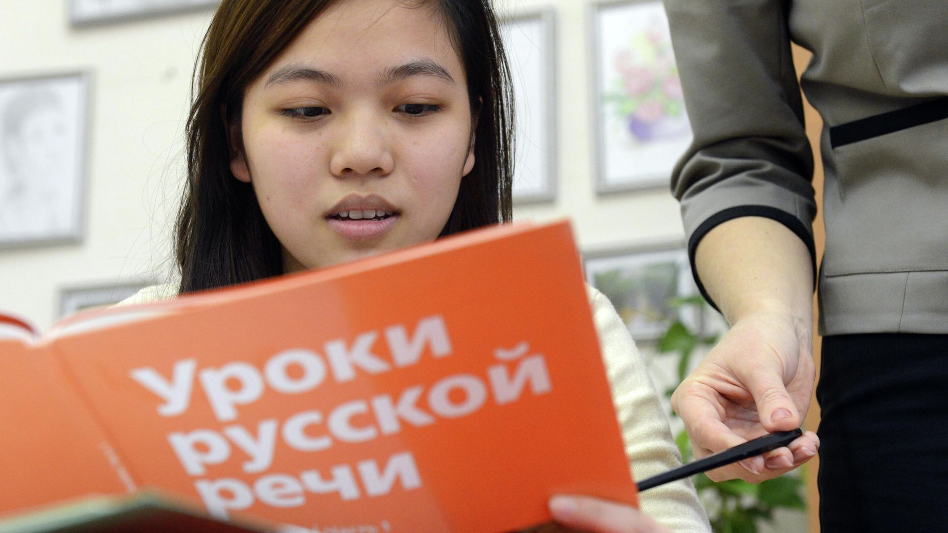 Стало известно, как детей в Одессе заставляли говорить на переменах по-украински