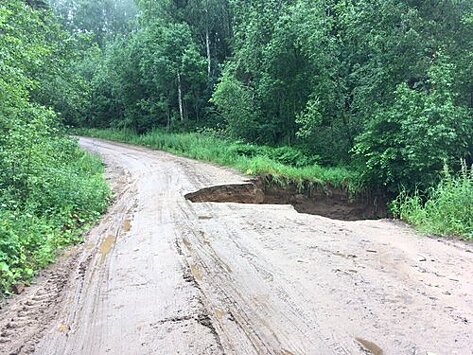 Комиссия Росавтодора приступила к оценке ущерба от наводнения в Новгородской области