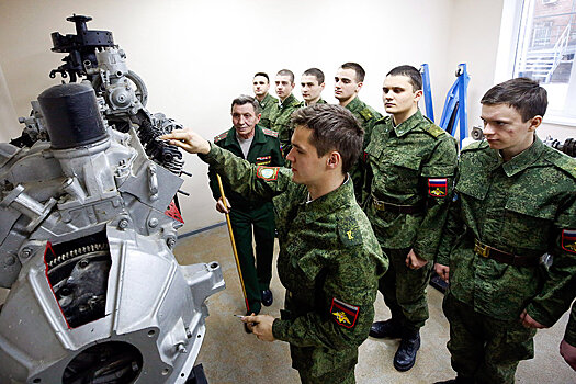 В России вырастет число вузов с армейской подготовкой студентов
