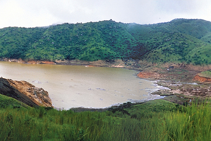 Озеро-убийца: чем опасен водоем в Камеруне