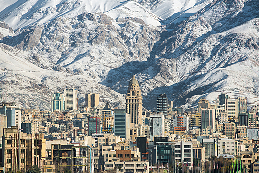Столица Ирана уходит под землю