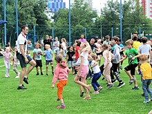 Зарядка с чемпионом прошла в школе Владивостока