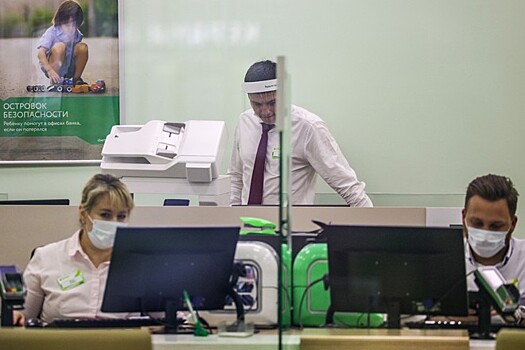 Сбербанк планирует сэкономить 82 млрд рублей за счет снижения зарплат менеджерам