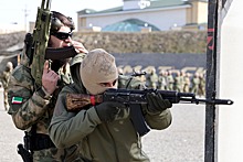 Шойгу отметил хорошую подготовку военных в университете спецназа в Чечне