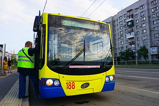 В Краснодаре добавлены дополнительные рейсы троллейбуса №13