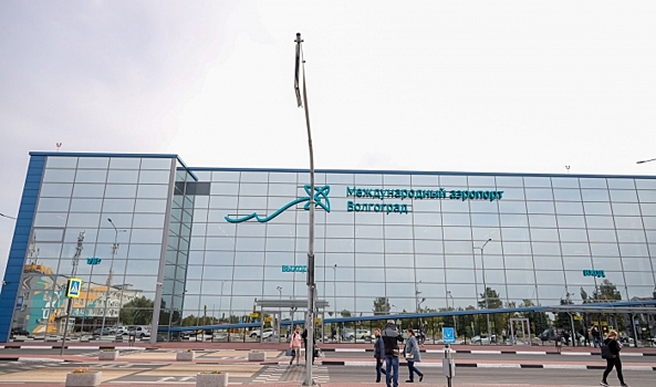 В летевшем самолете из Москвы в Волгоград спасли пассажира с инфарктом