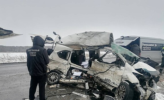 Женщина и две девочки погибли в автокатастрофе в Приморье