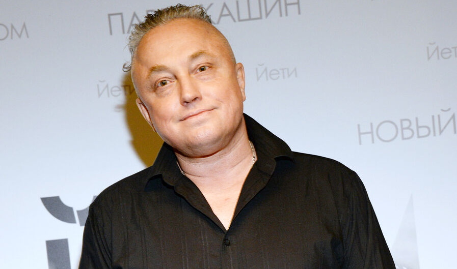 Звезда 90-х открыла ночной клуб в жилом доме и столкнулась с жалобами