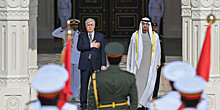 Токаева торжественно встретили во Дворце президента ОАЭ