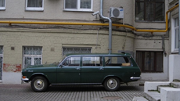 ГАЗ выпустил дебютную отечественное авто с тремя рядами кресел