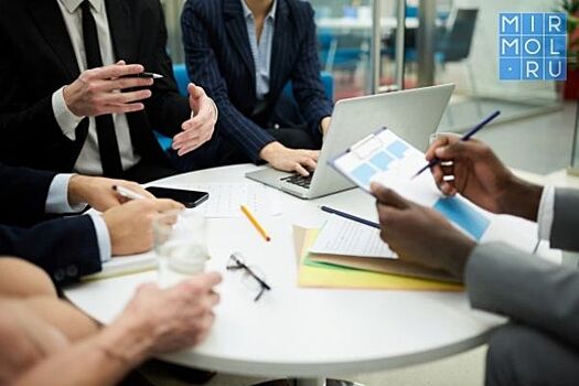 За владельцев банкетных залов Махачкалы заступился бизнес-омбудсмен