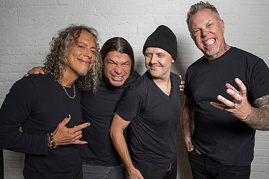 Группа Metallica пожертвовала $200 тысяч пострадавшим после пожара на Гавайях