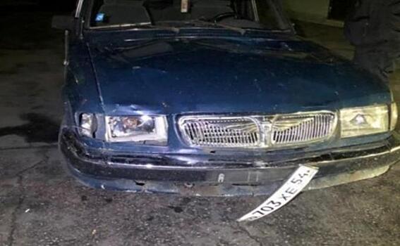 Подростки на обочине угодили под колеса пьяного на «Волге»