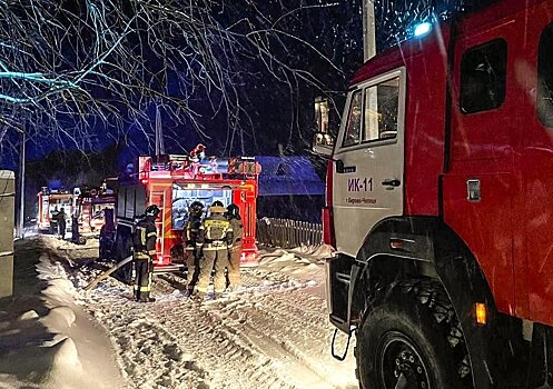 Опасный ночной пожар в Каринторфе ликвидировали огнеборцы из Кирово-Чепецка