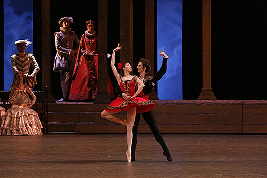 Большой театр в последний раз покажет бесплатный балет
