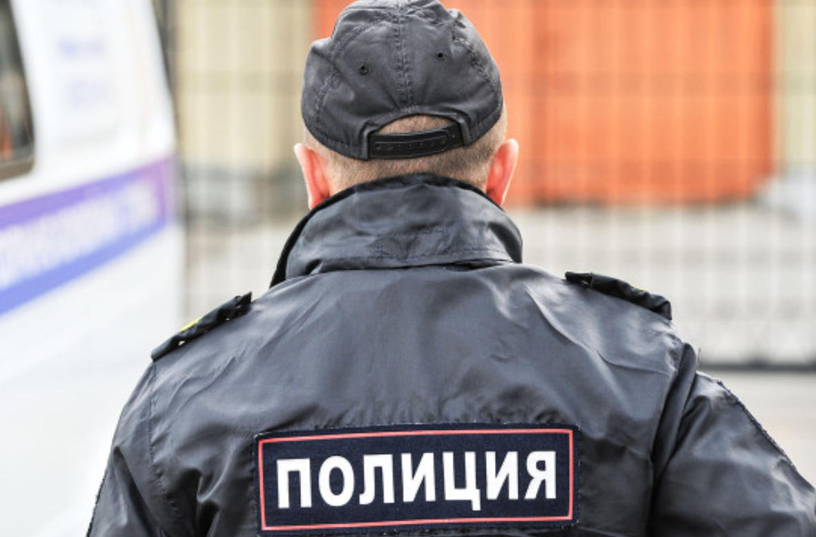 Тело бизнесмена нашли в Mercedes в Домодедово