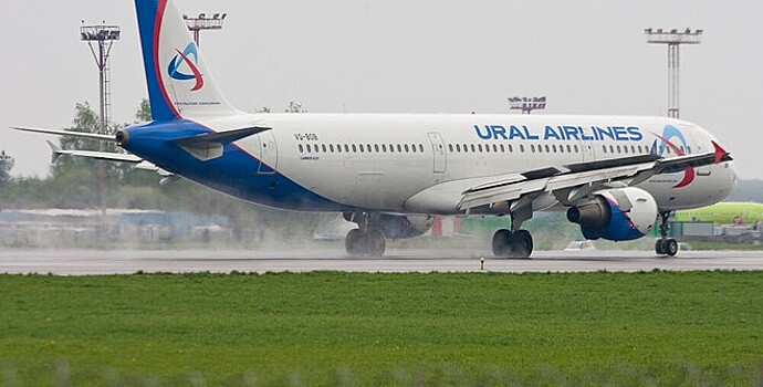 «Уральские авиалинии» ответили на обвинения в срыве лечения ребёнка с ДЦП