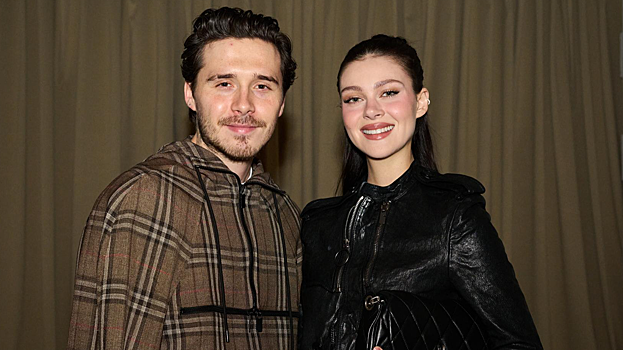 Бруклин Бекхэм и Никола Пельтц провели особую церемонию в честь третьей годовщины свадьбы