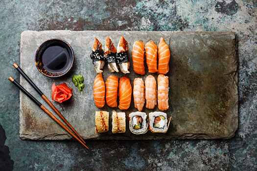 Как правильно есть суши и роллы: 5 простых секретов