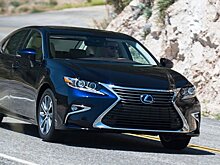 Lexus уберет с рынка сразу две модели