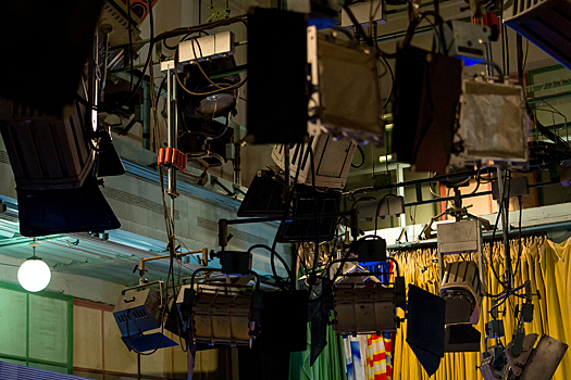 Анна Пересильд приступила к съемкам с Милошем Биковичем в фильме "Алиса в стране чудес"