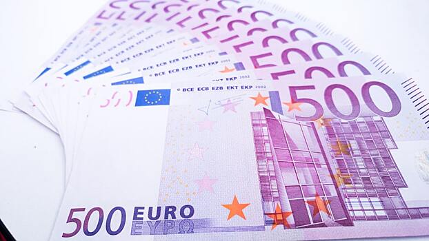 Курс евро обновил максимум месячной давности