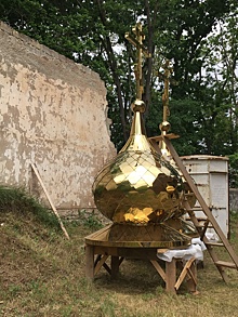 В поселке под Анапой установили купола на храме