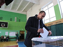 Командир танка "Алеша" Расим Баксиков проголосовал на выборах президента РФ