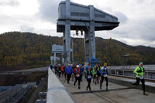 Красноярская ГЭС компании En+ Group стала стартовой площадкой ультрамарафона «Мегаватт трейл»