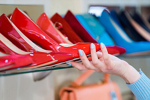 "Ведомости": производители обуви приостанавливают поставки в Белоруссию из-за маркировки
