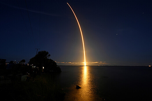 SpaceX выведет на орбиту третью за месяц группу спутников Starlink