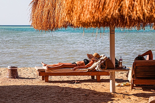 SuperJob: В отпуск реже ходят те, кто зарабатывает больше