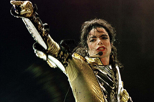 Mirror: Майкла Джексона обвинил в домогательствах еще один мужчина
