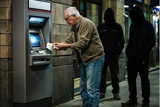 Юрист Кучава назвал основные правила защиты от мошенников