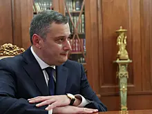 Хинштейн надел на встречу с жителями Курской области форму с погонами