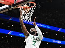 «Мне надоело это дерьмо». Джейлен Браун — о судействе в матче с «Сан-Антонио»