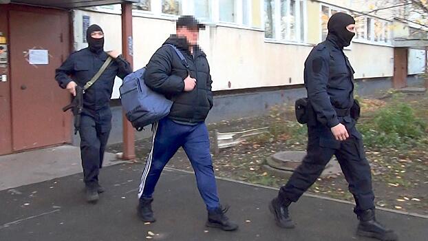 Врезались по полной: воровали солярку и получили срок