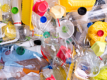 Пластиковый вопрос без ответа