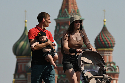 «Самый простой путь»: Помогут ли мигранты решить демографические проблемы России