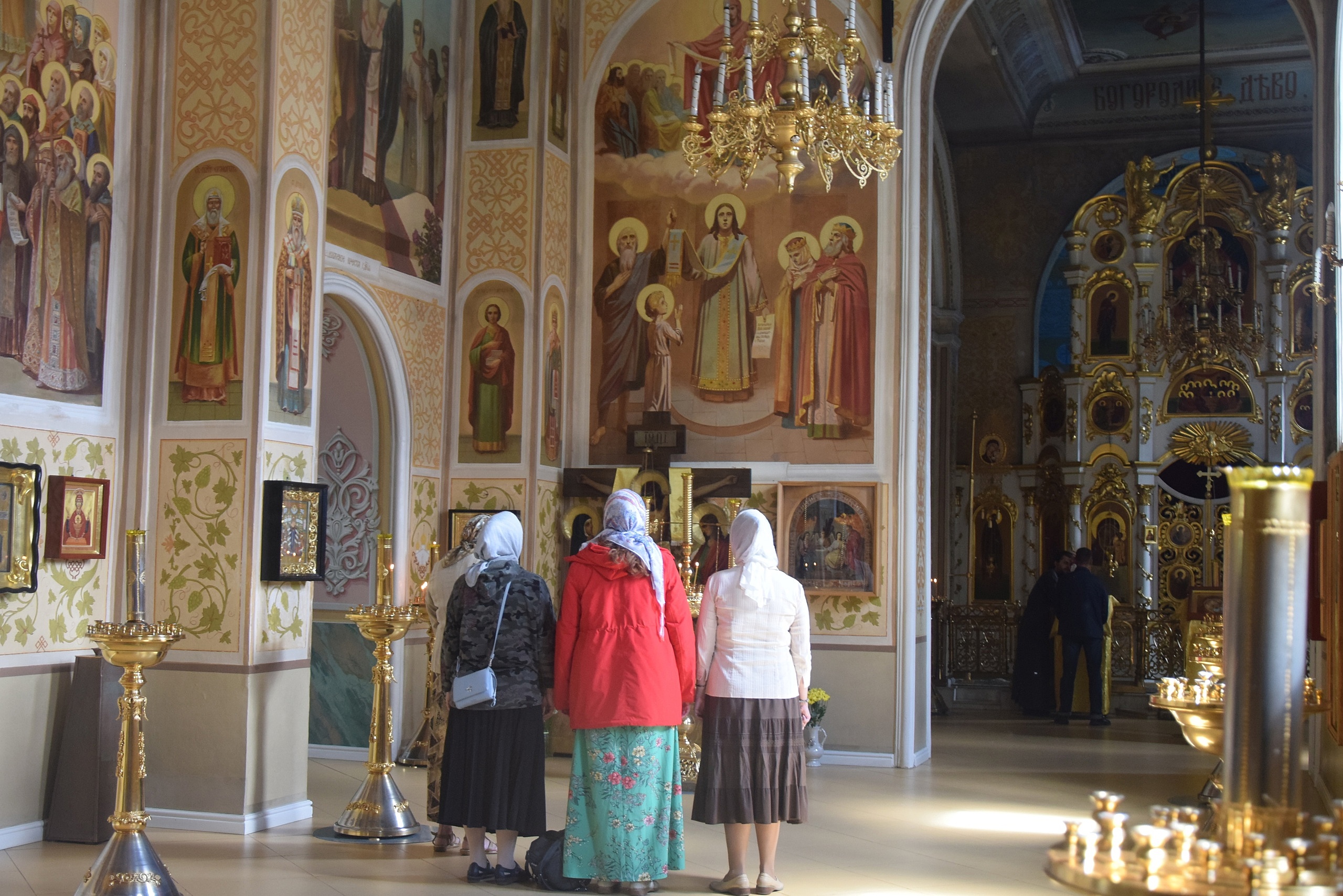 В кафедральном соборе Челябинска совершили акафист об упокоении погибших воинов