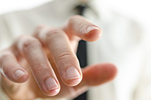 Изменение формы пальцев признали симптомом рака легких
