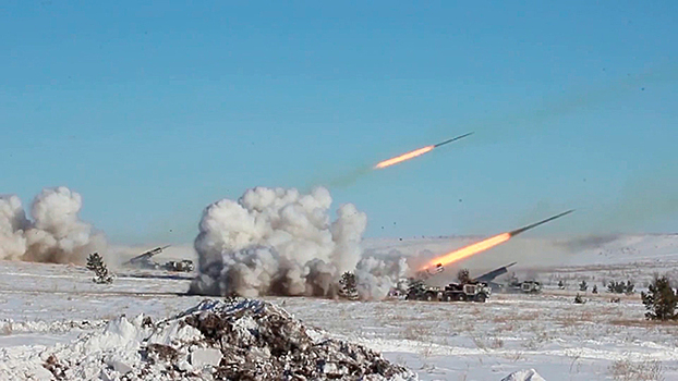 В ЦВО прошли учения с участием 9000 военных