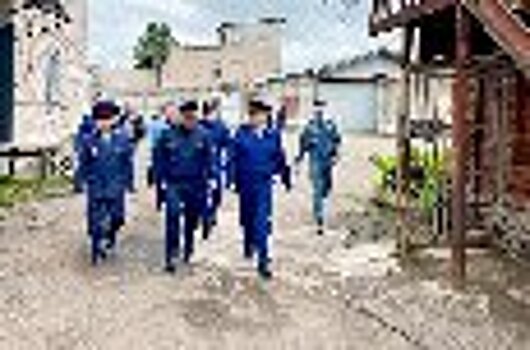 Прокурор Псковской области и члены ОНК посетили великолукский исправительный центр