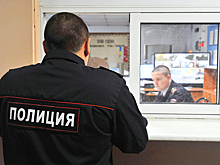 Россиянам дали советы по борьбе с пьяницами у подъездов