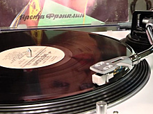 Клуб любителей винила "Смени пластинку" уже год работает в тольяттинской библиотеке