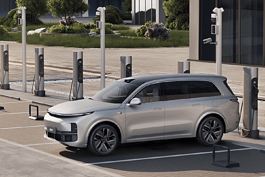 Три модели Li Auto вошли в топ-5 популярных гибридов в РФ