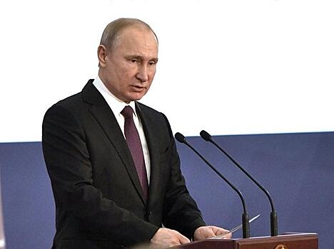 Сигналы Минюста бизнесменам и Путина интернету