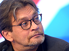 Домогаров объявил войну худруку театра Моссовета