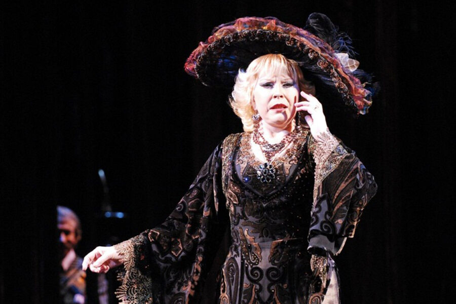 Народную артистку России Веру Васильеву мошенники обокрали на 215 тысяч рублей